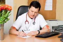 L’employeur engage sa responsabilité pénale en cas de visite médicale d’embauche non effectuée
